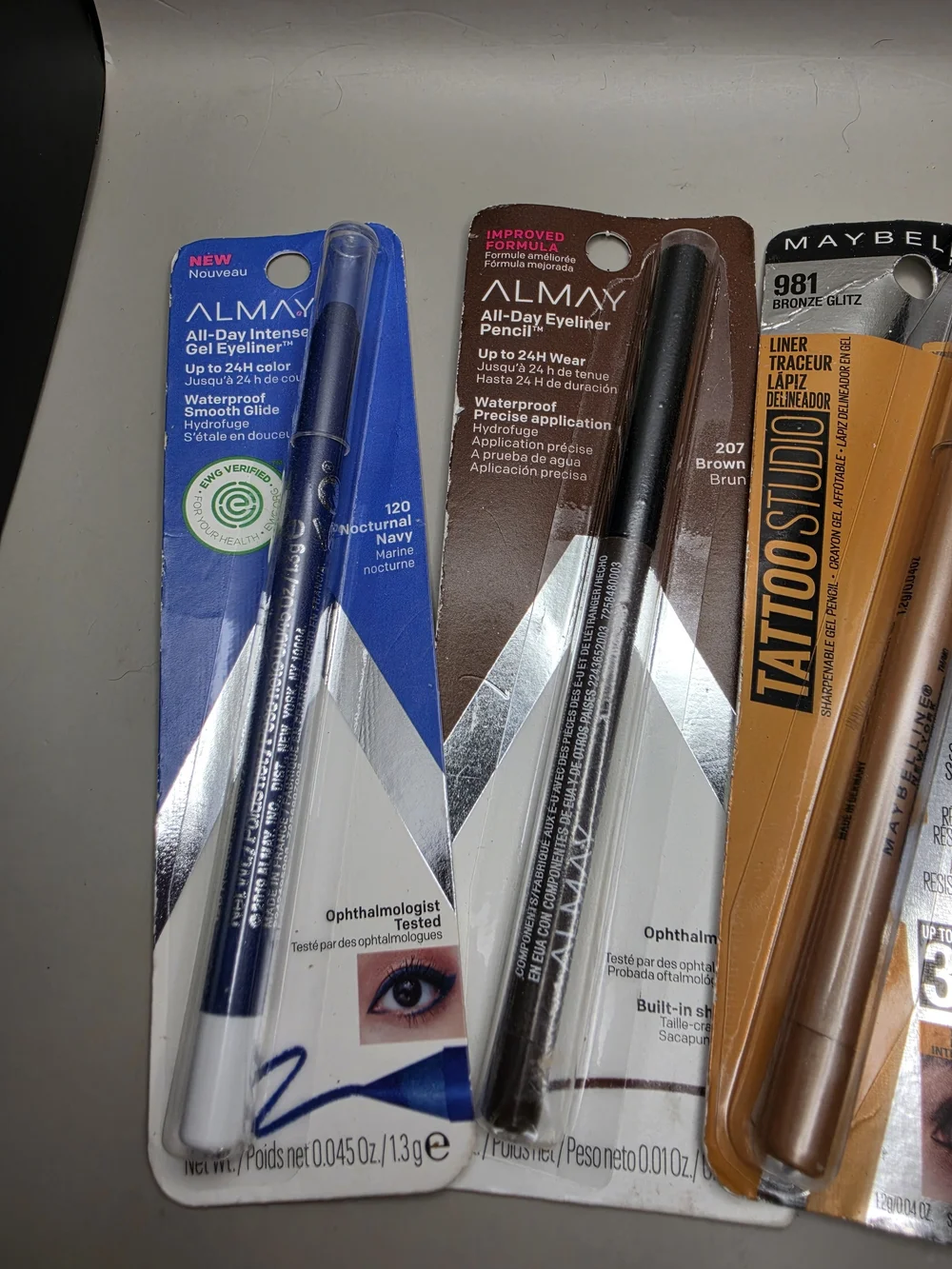 Almay(2), Maybelline(1),Covergirl (1) Eyeliner Lot